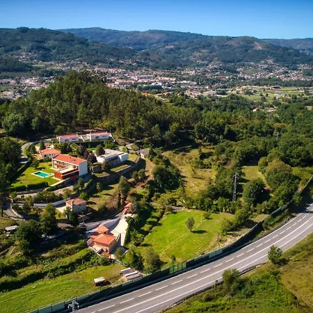 Quinta Dos Caseiros Do Paco De Giela