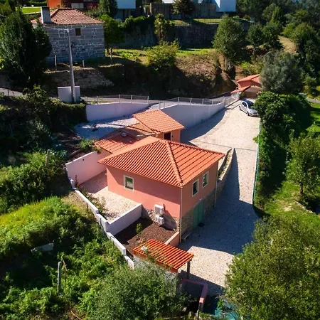 Quinta Dos Caseiros Do Paco De Giela