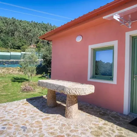 Quinta Dos Caseiros Do Paco De Giela