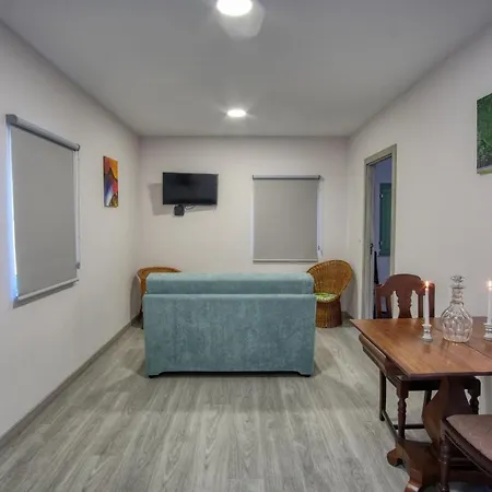 Quinta Dos Caseiros Do Paco De Giela