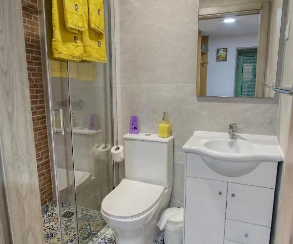 Landhaus Quinta Dos Caseiros Do Paco De Giela