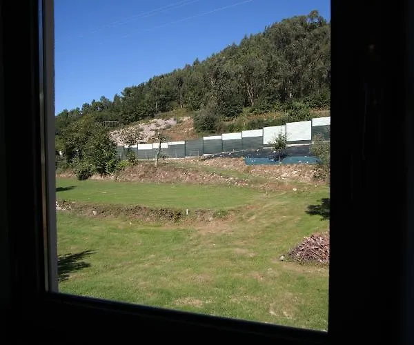 Quinta Dos Caseiros Do Paco De Giela *