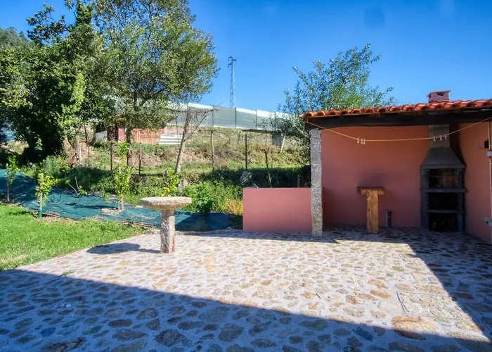 Quinta Dos Caseiros Do Paco De Giela *