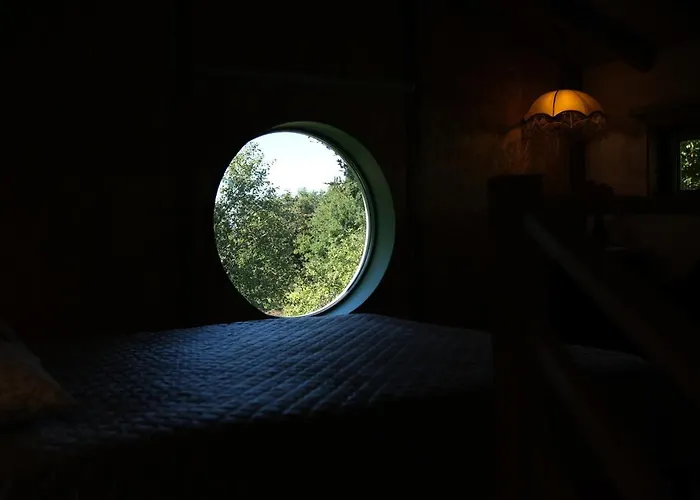 Quinta Dos Caseiros Do Paco De Giela *