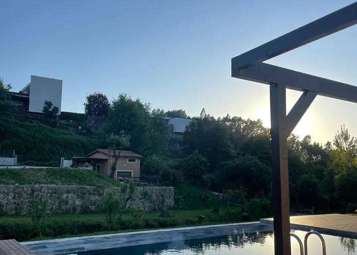 Landhaus Quinta Dos Caseiros Do Paco De Giela